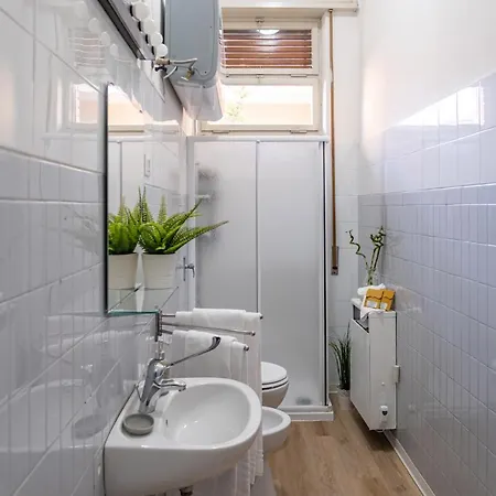 Casa Golgi - - By Host4u Apartment